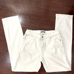 DL1961 white jeans, size 18, in boys, no visible signs of wear